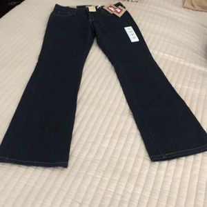NWT Levi’s Jeans Bootcut